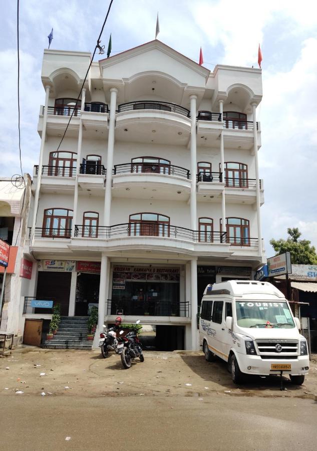 Hotel Krishan Kanhiya Jaunpur Kültér fotó